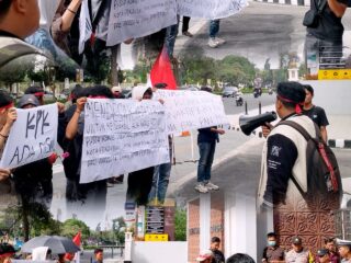 Aksi ke Lima BALAPATISIA, Publik Desak Tetapkan Tersangka Terhadap Oknum DPRD R P